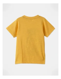 Howie Step Hem T-Shirt In Mustard 11 Howie Step Hem T-Shirt In Mustard -Jack & Milly 920390320 5 720x928