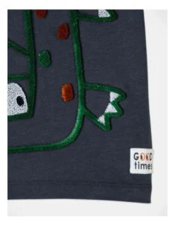 Howie Step Hem T-Shirt In Navy 8 Howie Step Hem T-Shirt In Navy -Jack & Milly 927107290 3 720x928